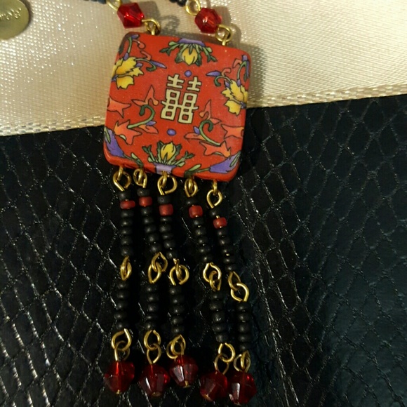 Double Happiness Pendant Necklace - Picture 3 of 3